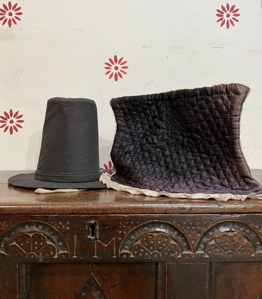 Quilted Welsh hat cover