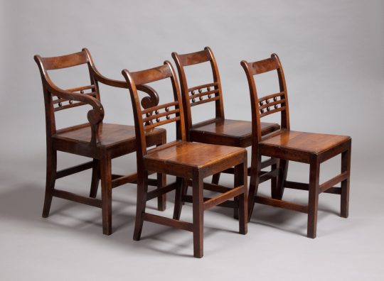 Set of 8 chairs / Set o 8 gadeiriau Sold