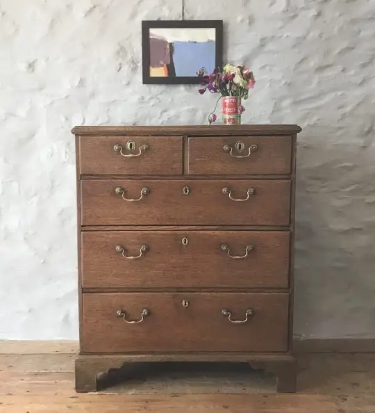 Small Georgian oak chest of drawers Sold